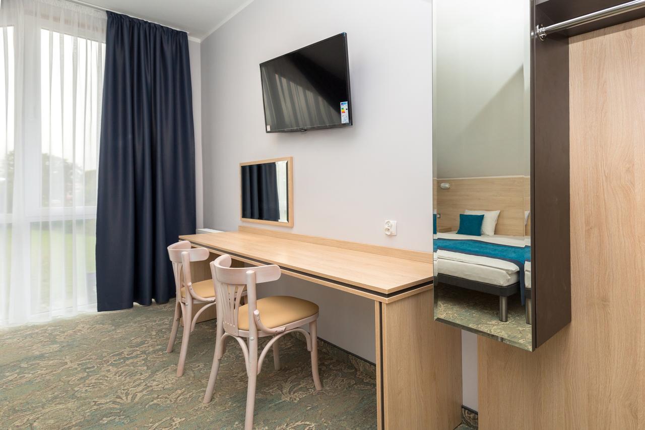 Hotel Vela Tczew Exteriör bild