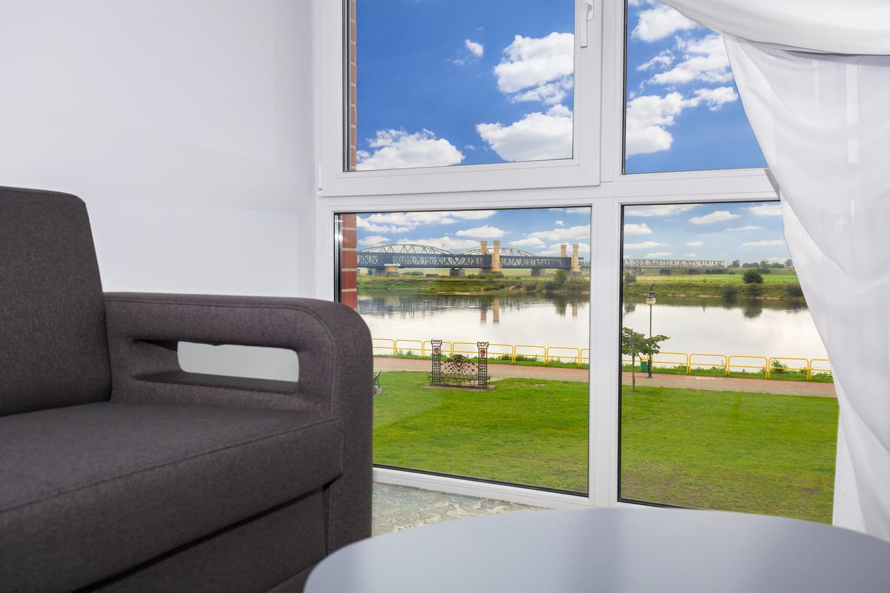 Hotel Vela Tczew Exteriör bild