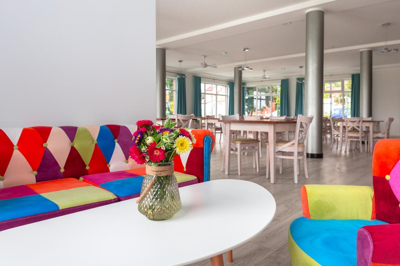 Hotel Vela Tczew Exteriör bild