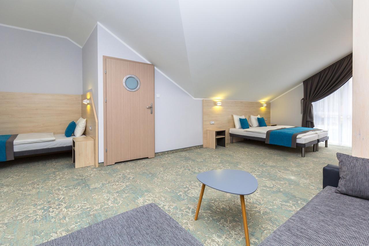 Hotel Vela Tczew Exteriör bild